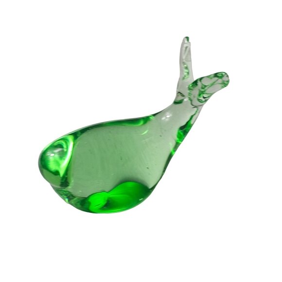 Handcrafted Green Art Glass Whale Figurine Paperweight Home Desk Decor - Picture 1 of 10